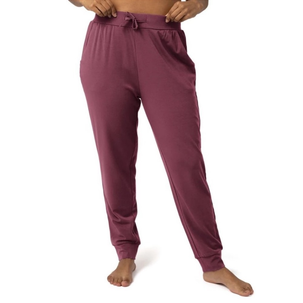 NWT Kindred Bravely Bamboo Joggers in Fig Maternity and Postpartum G